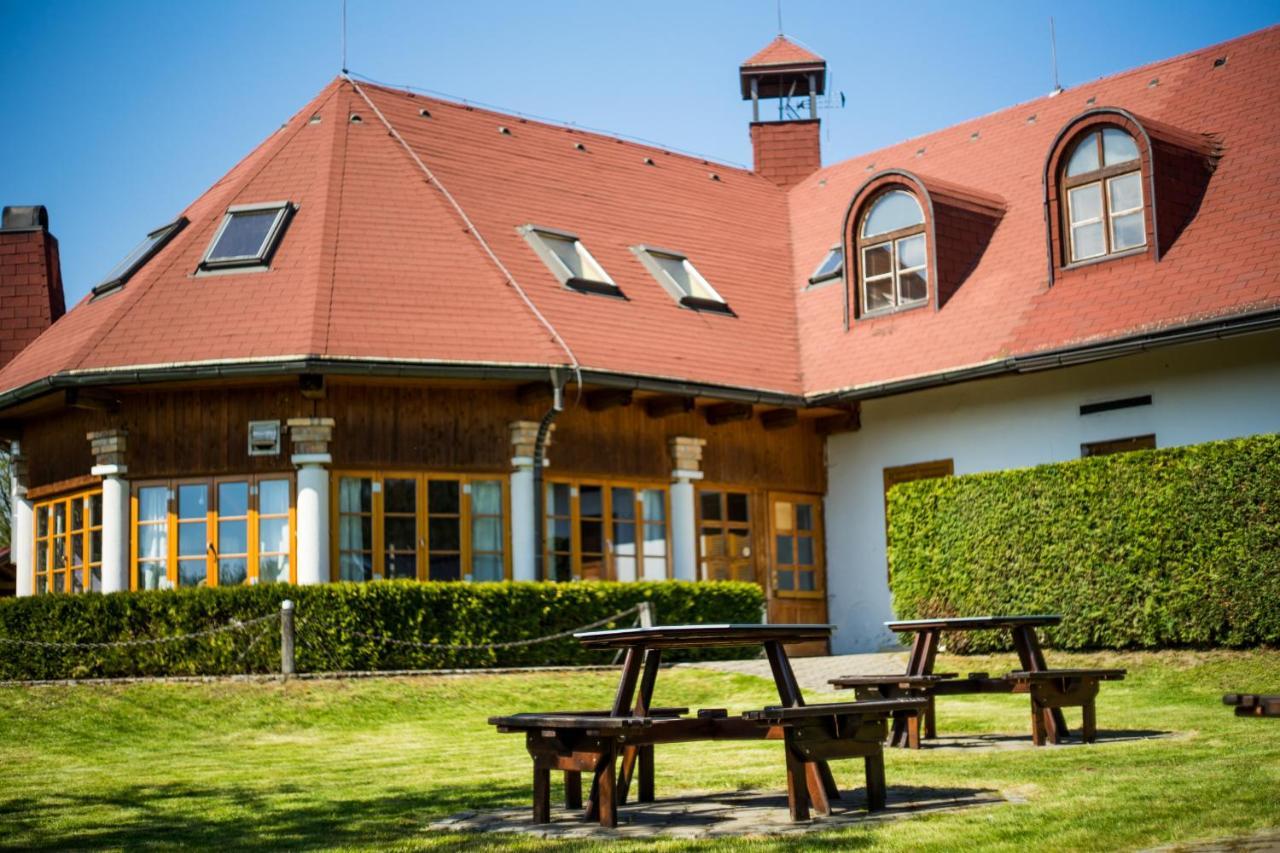 Penzion Terasa, Bed & Breakfast Velké Losiny Exterior foto